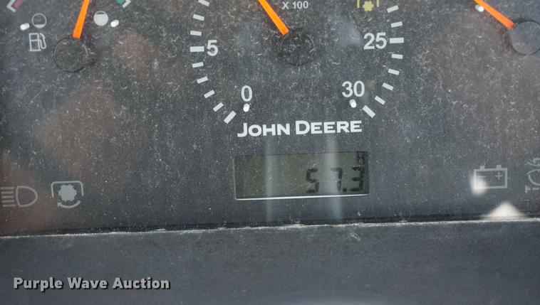 image for item DD7866 2005 John Deere 5205 tractor