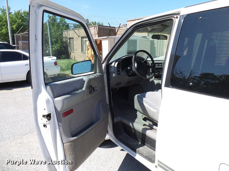 image for item DD8350 1997 Chevrolet Astro van