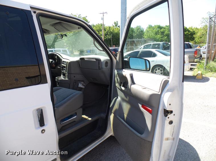 image for item DD8350 1997 Chevrolet Astro van