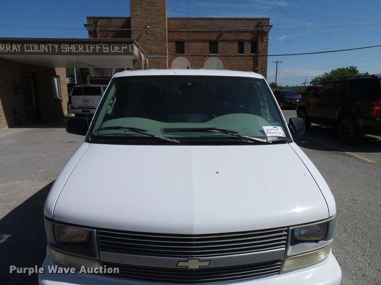 image for item DD8350 1997 Chevrolet Astro van