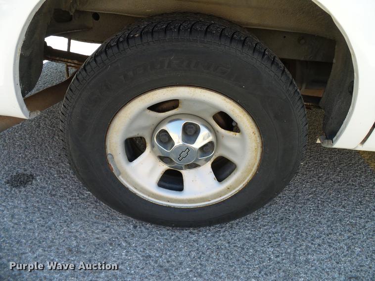 image for item DD8350 1997 Chevrolet Astro van