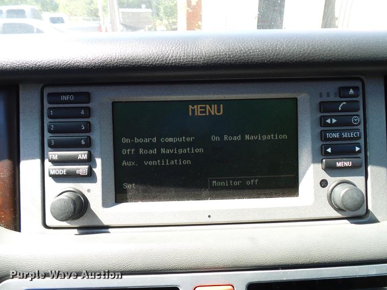 image for item DD8351 2003 Land Rover Range Rover HSE SUV