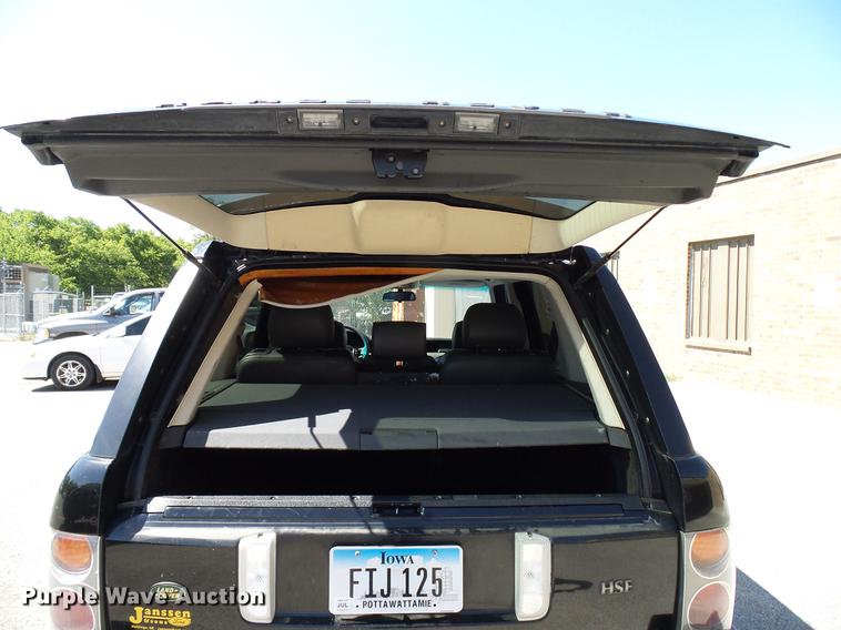 image for item DD8351 2003 Land Rover Range Rover HSE SUV