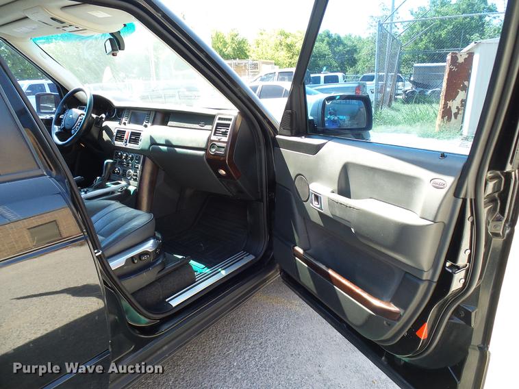 image for item DD8351 2003 Land Rover Range Rover HSE SUV