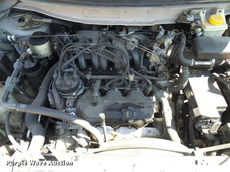 image for item DD8352 2000 Nissan Quest van