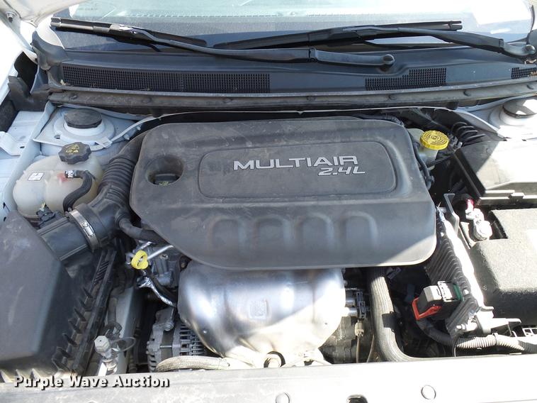 image for item DD8353 2015 Chrysler 200