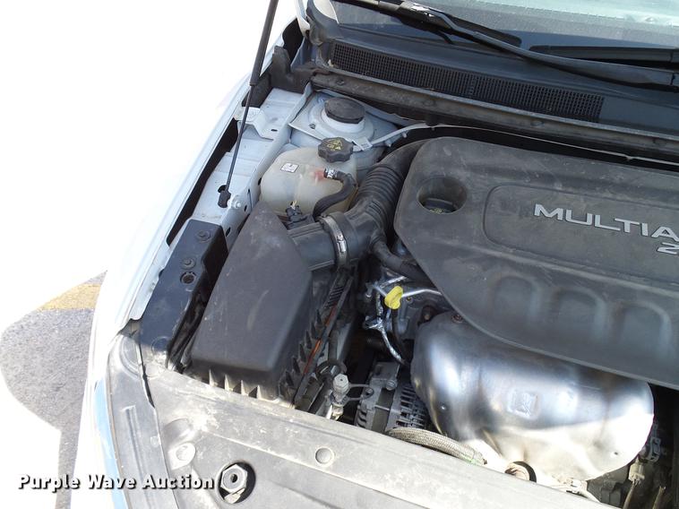 image for item DD8353 2015 Chrysler 200