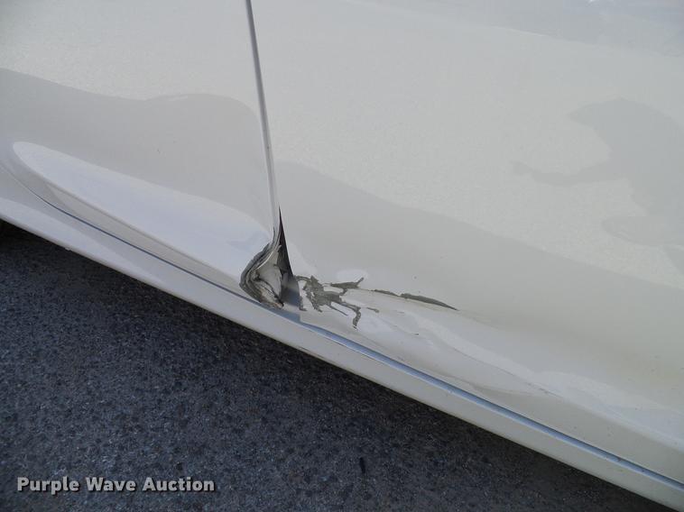 image for item DD8353 2015 Chrysler 200