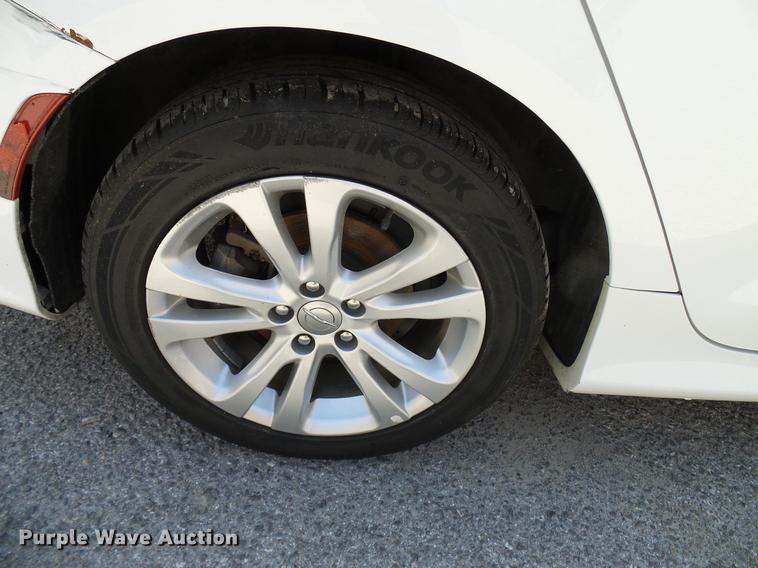 image for item DD8353 2015 Chrysler 200