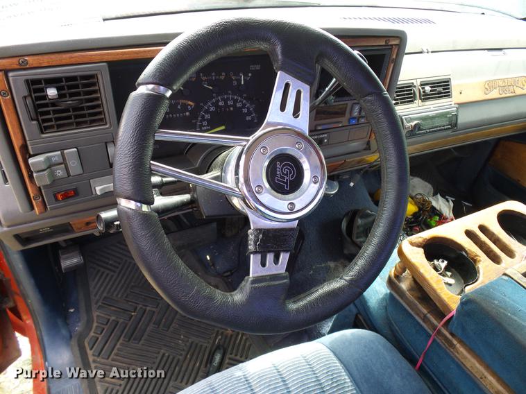 image for item DD8355 1994 Chevrolet Silverado 1500 pickup truck