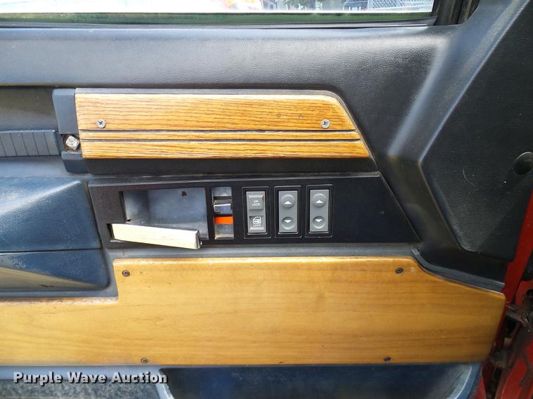 image for item DD8355 1994 Chevrolet Silverado 1500 pickup truck