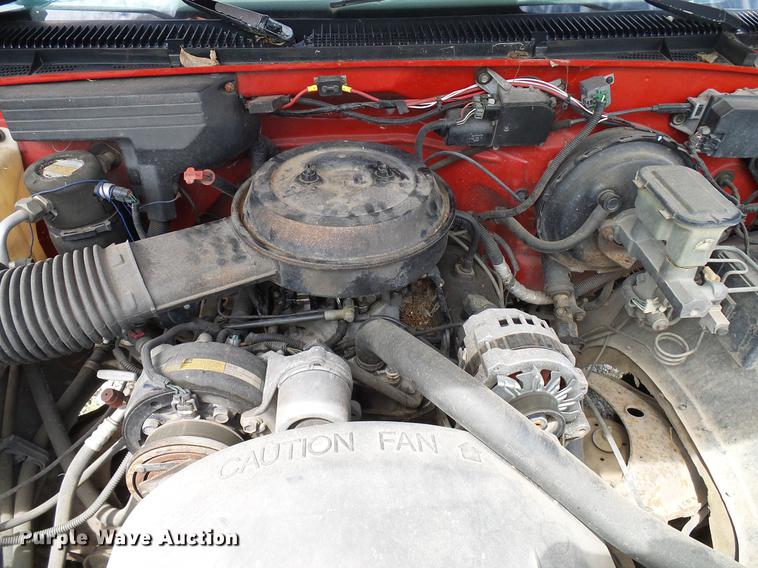 image for item DD8355 1994 Chevrolet Silverado 1500 pickup truck