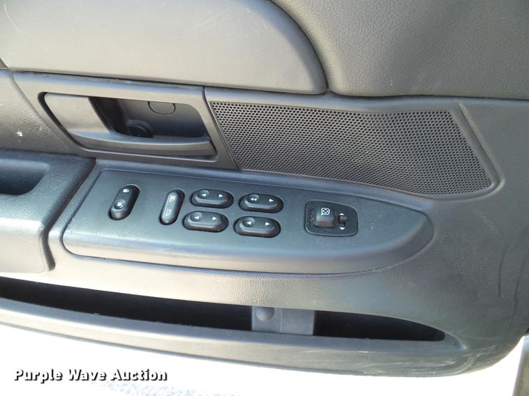 image for item DD8356 2004 Ford Crown Victoria Police Interceptor