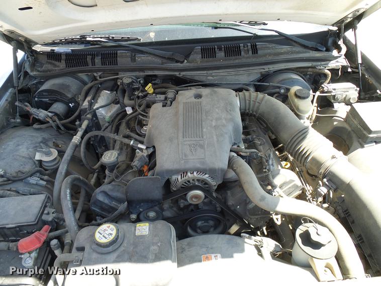 image for item DD8356 2004 Ford Crown Victoria Police Interceptor