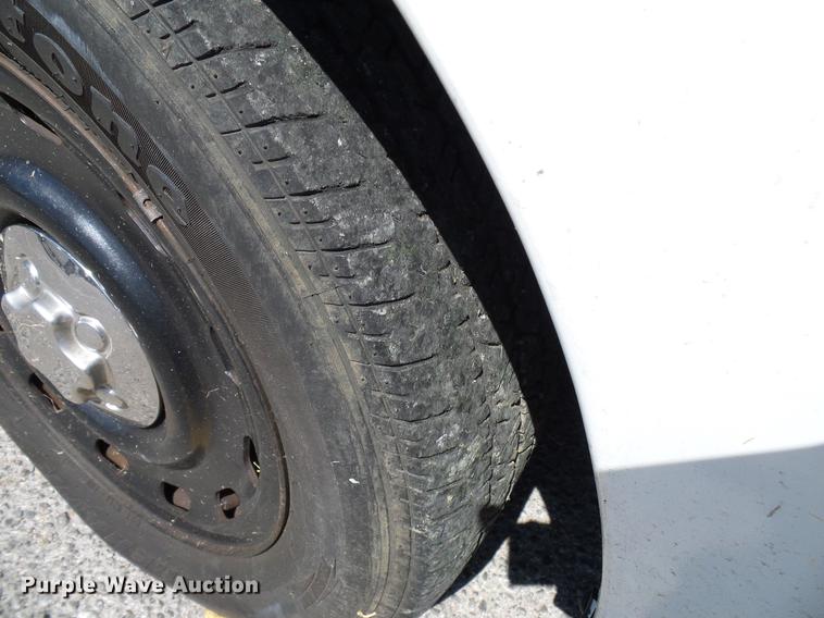 image for item DD8356 2004 Ford Crown Victoria Police Interceptor