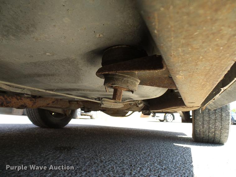 image for item DD8356 2004 Ford Crown Victoria Police Interceptor