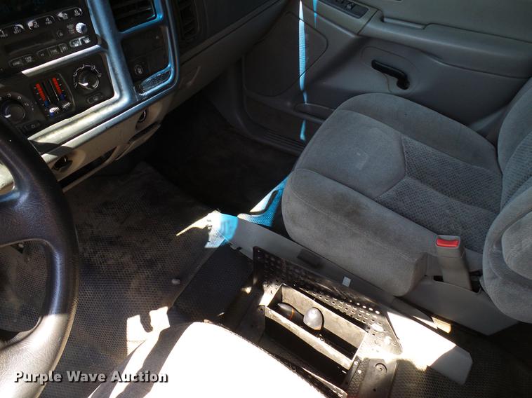 image for item DD8357 2005 Chevrolet Tahoe SUV