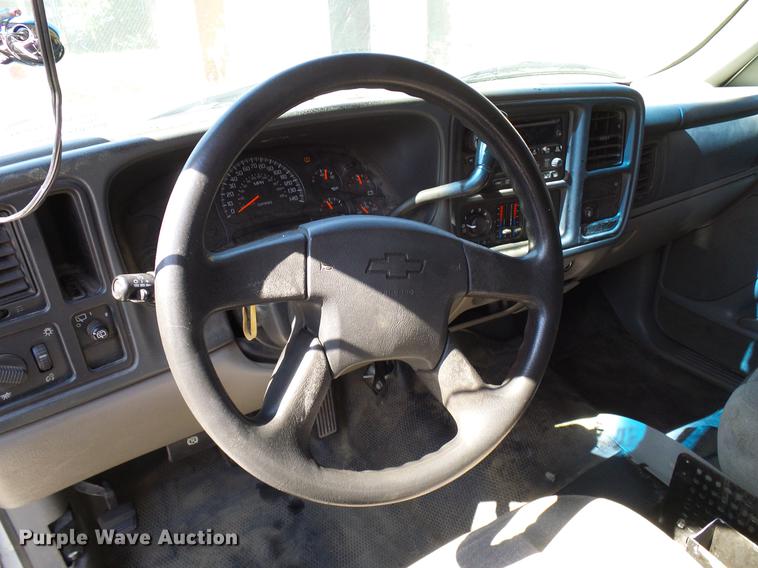 image for item DD8357 2005 Chevrolet Tahoe SUV