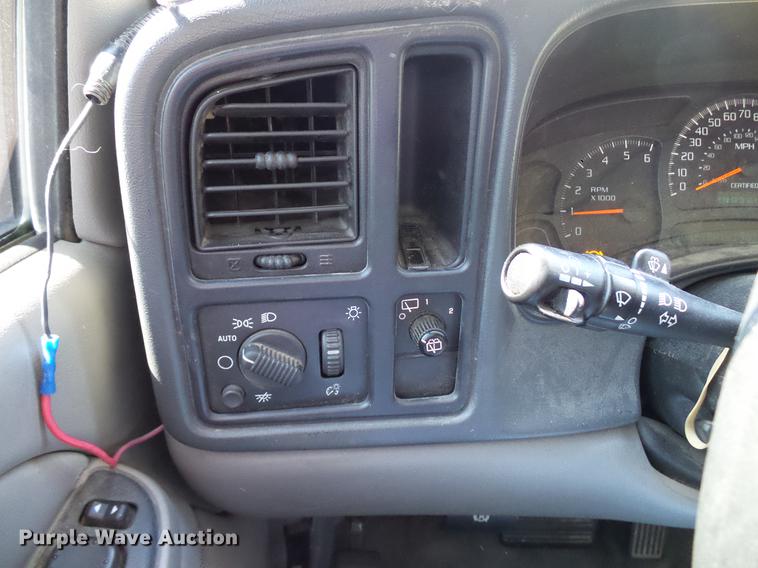 image for item DD8357 2005 Chevrolet Tahoe SUV