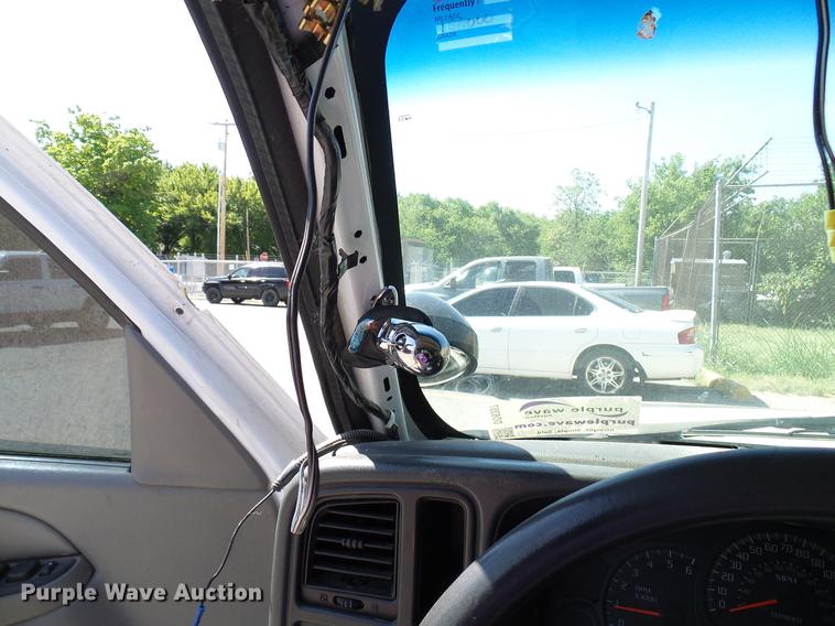 image for item DD8357 2005 Chevrolet Tahoe SUV