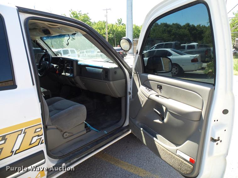 image for item DD8357 2005 Chevrolet Tahoe SUV