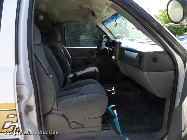 image for item DD8357 2005 Chevrolet Tahoe SUV