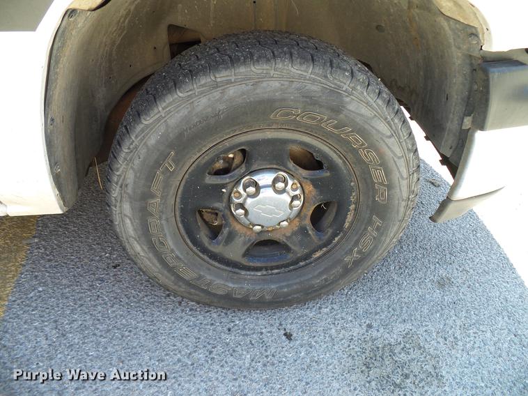 image for item DD8357 2005 Chevrolet Tahoe SUV