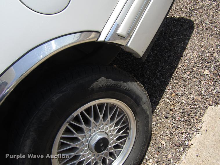 image for item DD8873 1994 Lincoln Town Car