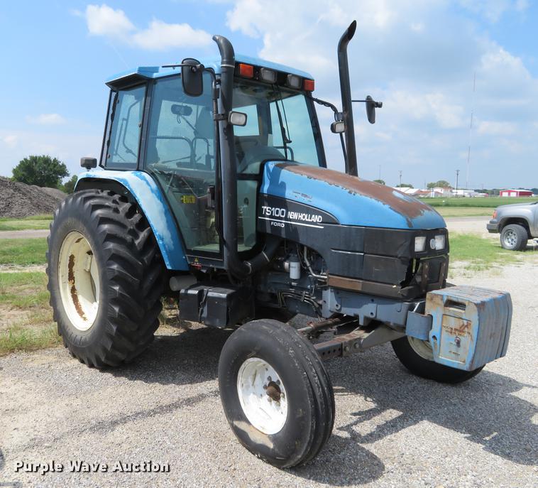 image for item DE6363 New Holland TS100 tractor
