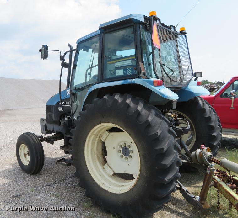 image for item DE6363 New Holland TS100 tractor