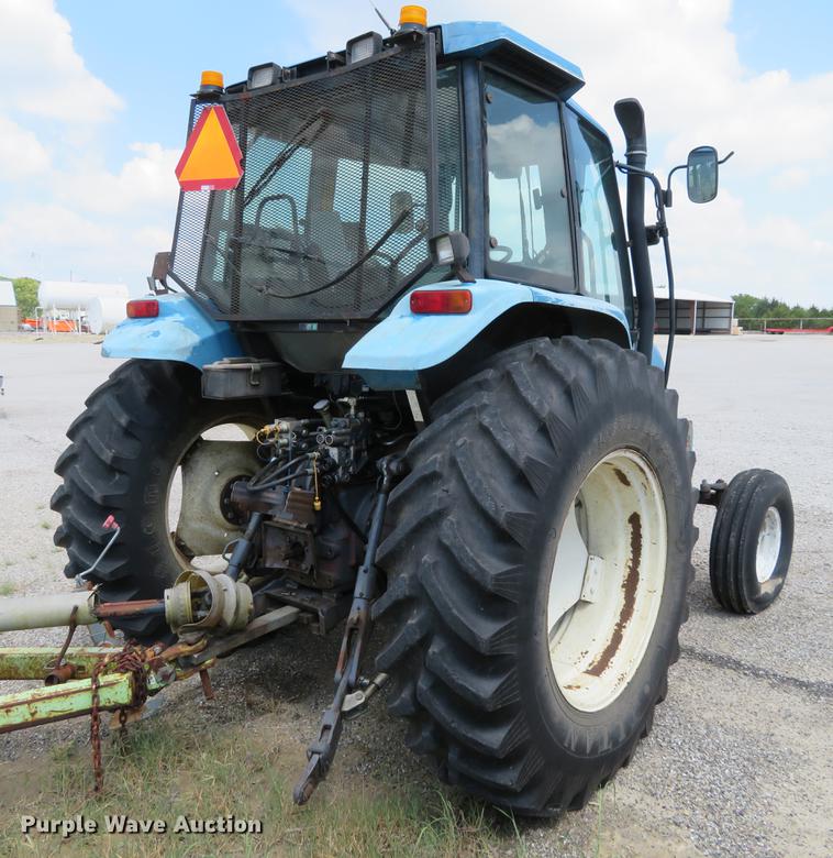 image for item DE6363 New Holland TS100 tractor