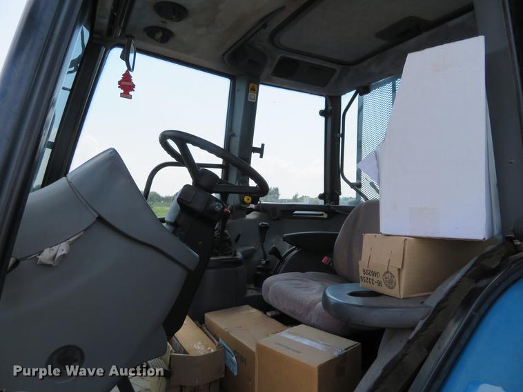 image for item DE6363 New Holland TS100 tractor