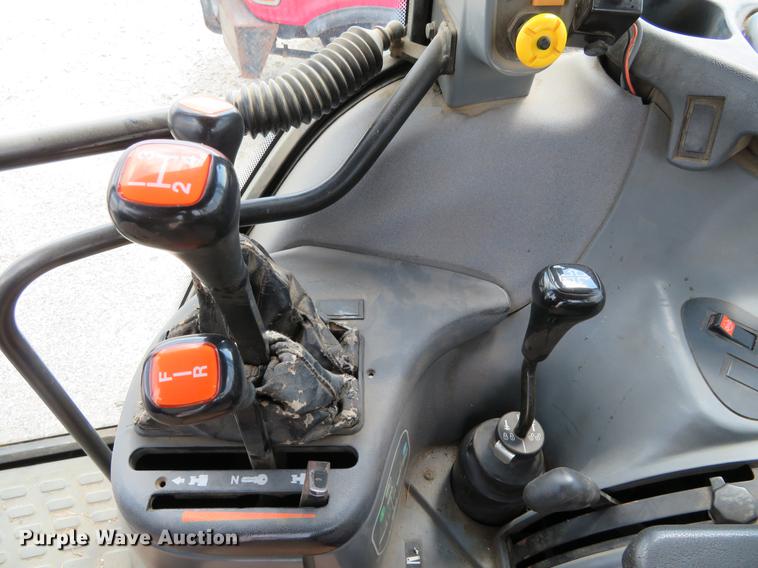 image for item DE6363 New Holland TS100 tractor