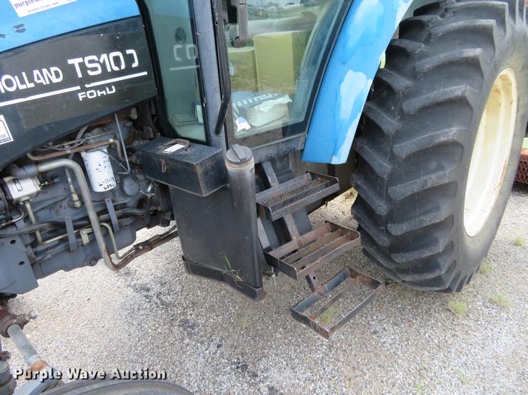 image for item DE6363 New Holland TS100 tractor