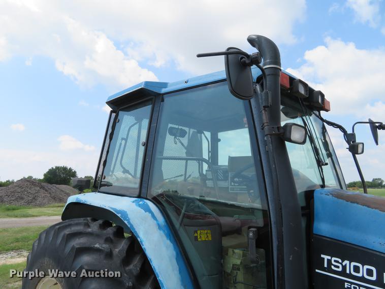 image for item DE6363 New Holland TS100 tractor