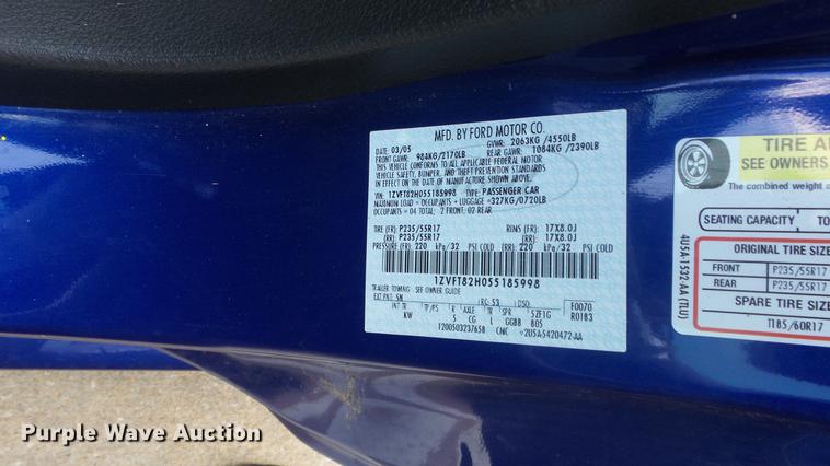 image for item DE7240 2005 Ford Mustang
