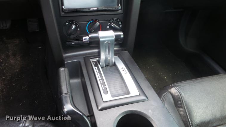 image for item DE7240 2005 Ford Mustang