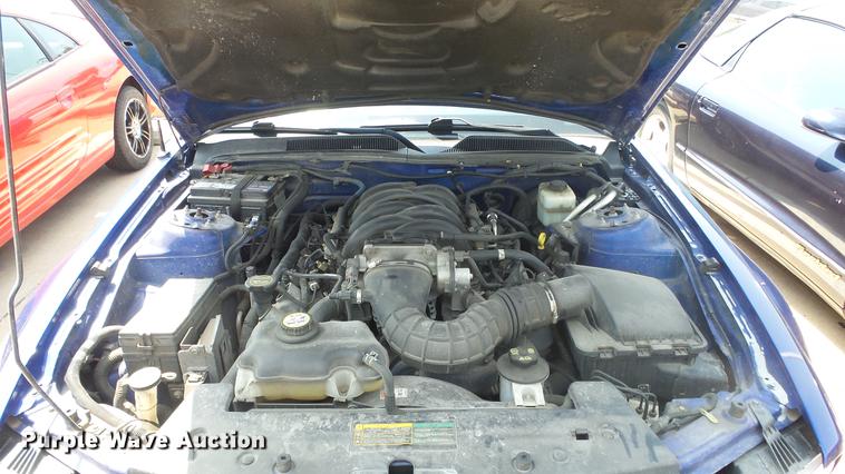image for item DE7240 2005 Ford Mustang