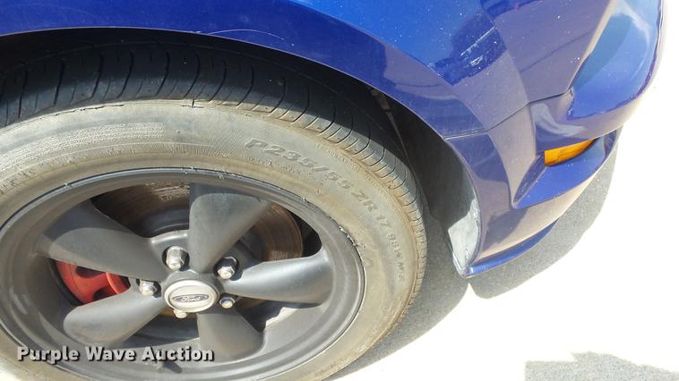 image for item DE7240 2005 Ford Mustang