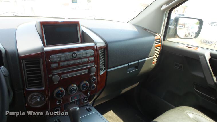 image for item DE7244 2006 Nissan Armada SUV