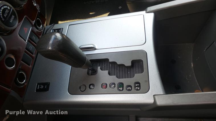 image for item DE7244 2006 Nissan Armada SUV