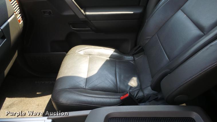 image for item DE7244 2006 Nissan Armada SUV