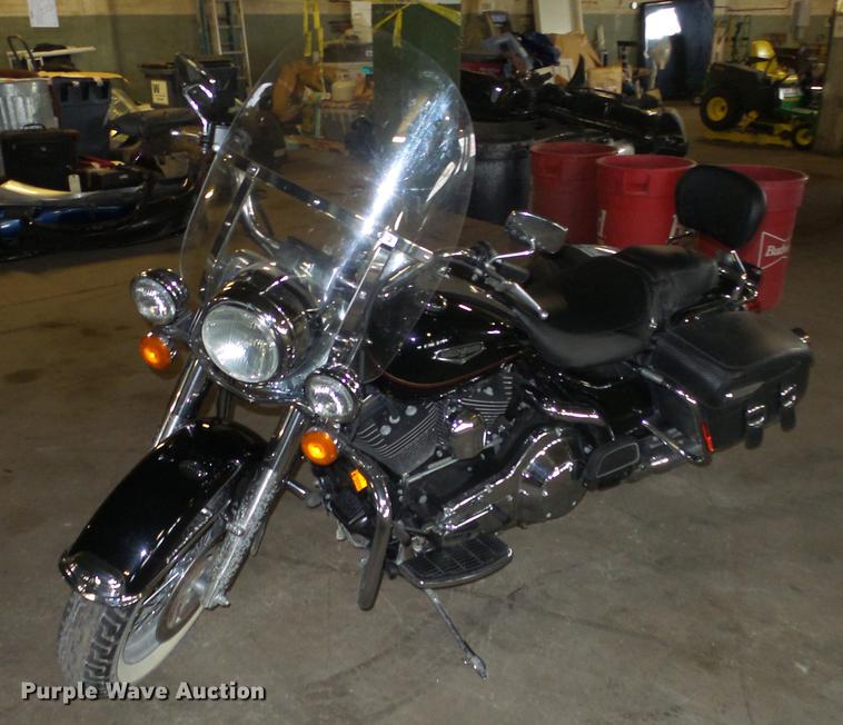 image for item DE7246 2000 Harley Davidson FLHRCI Road King motorcycle