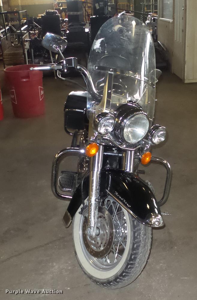 image for item DE7246 2000 Harley Davidson FLHRCI Road King motorcycle