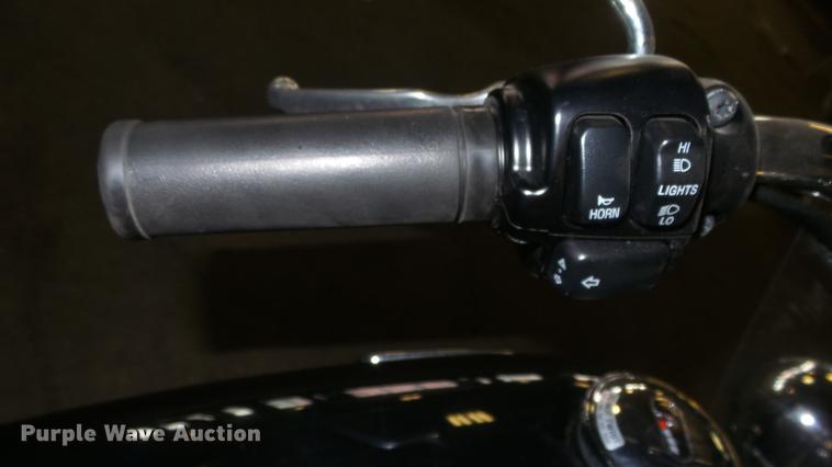 image for item DE7246 2000 Harley Davidson FLHRCI Road King motorcycle