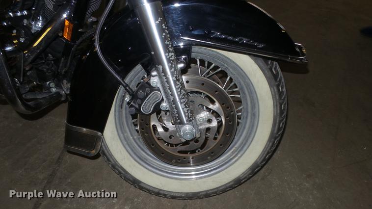 image for item DE7246 2000 Harley Davidson FLHRCI Road King motorcycle