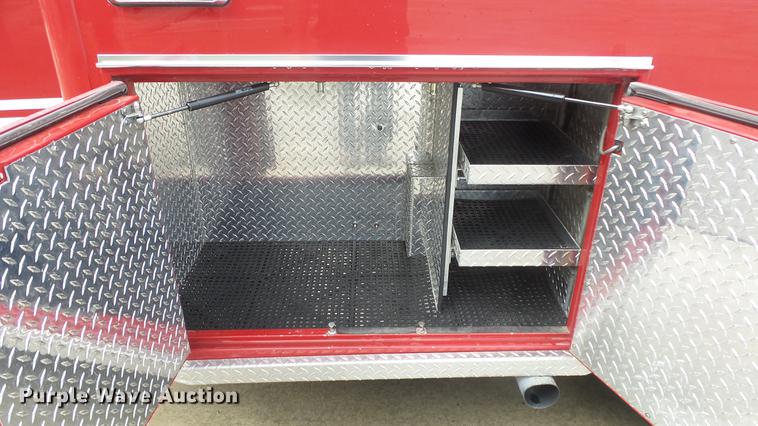 image for item DE7247 2005 Ford E450 ambulance