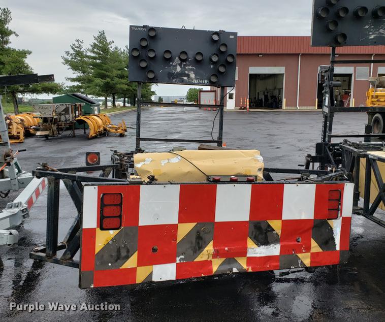 Energy Absorption Systems crash attenuator in Lee's Summit, MO Item