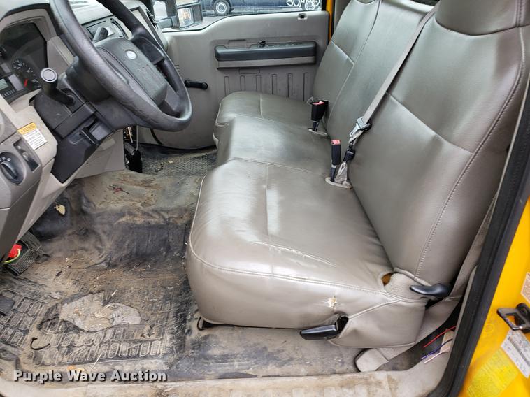 image for item DF2352 2008 Ford F550 bucket truck