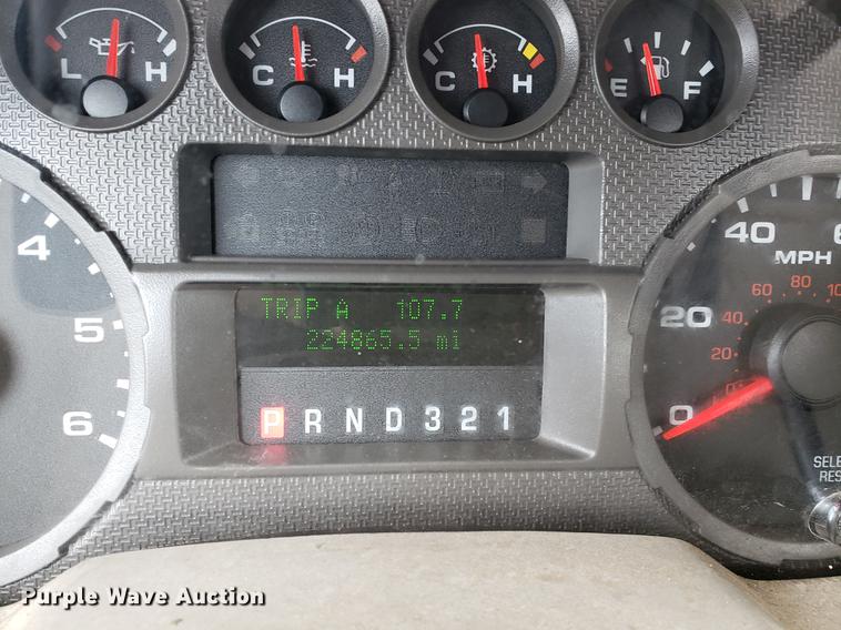 image for item DF2352 2008 Ford F550 bucket truck